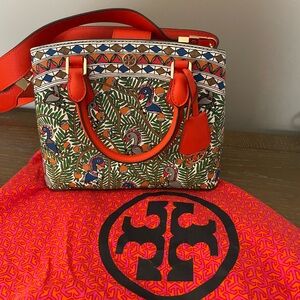 NWT TORY BURCH SOMETHING WILD CROSSBODY SA…